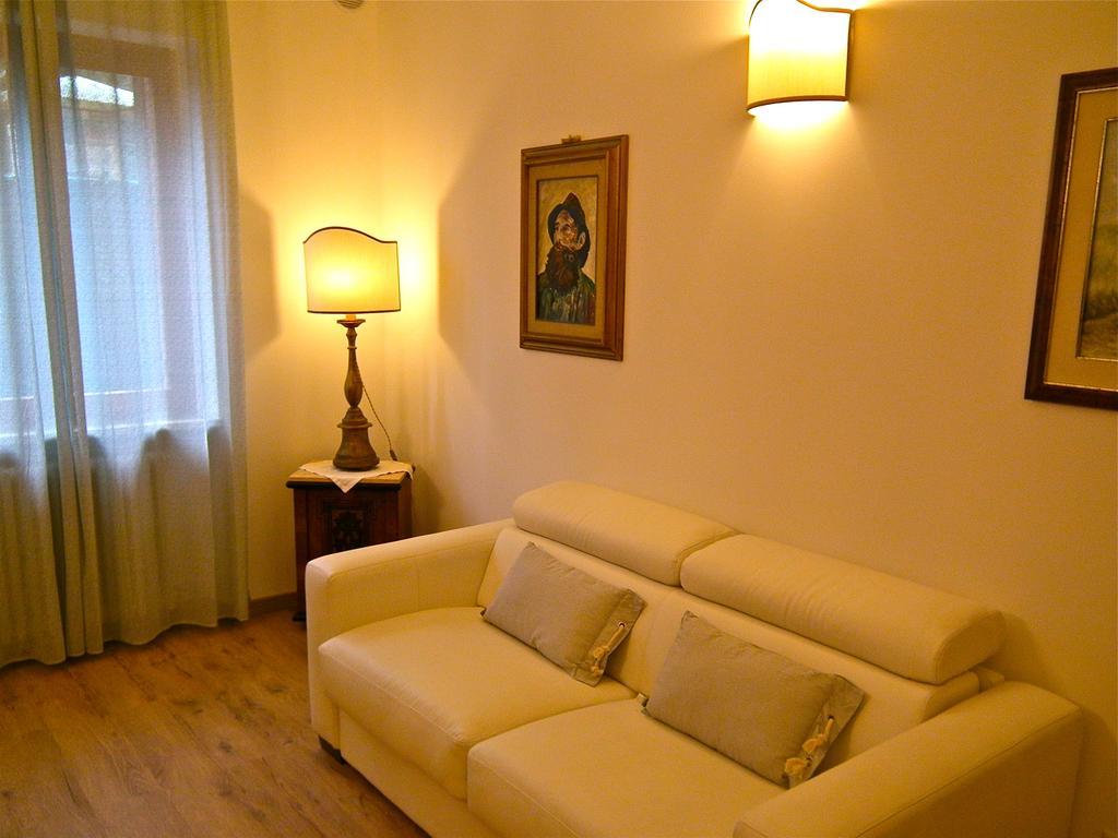 Suite Umberto I Асизи Екстериор снимка